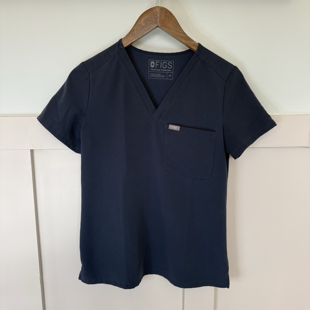 FIGS Catarina‎ Scrub Top Women's Size XS Blue Gray Medical Massage Uniform